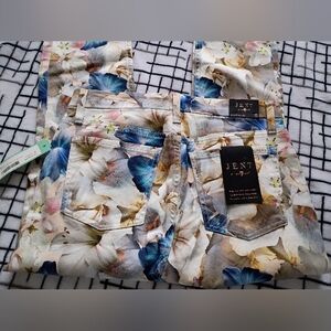 Jen7 Size 4 Floral Print Pants New With Tags